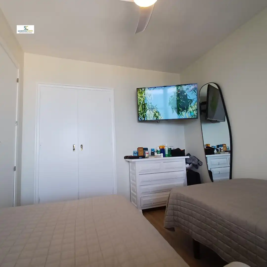 Habitación de Apartamento en venta en Alicante / Alacant con Aire acondicionado y Piscina comunitaria