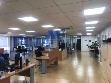 Ufficio in vendita a Zona Industrial