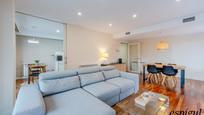 Living room of Flat for sale in Sant Cugat del Vallès  with Air Conditioner, Heating and Parquet flooring