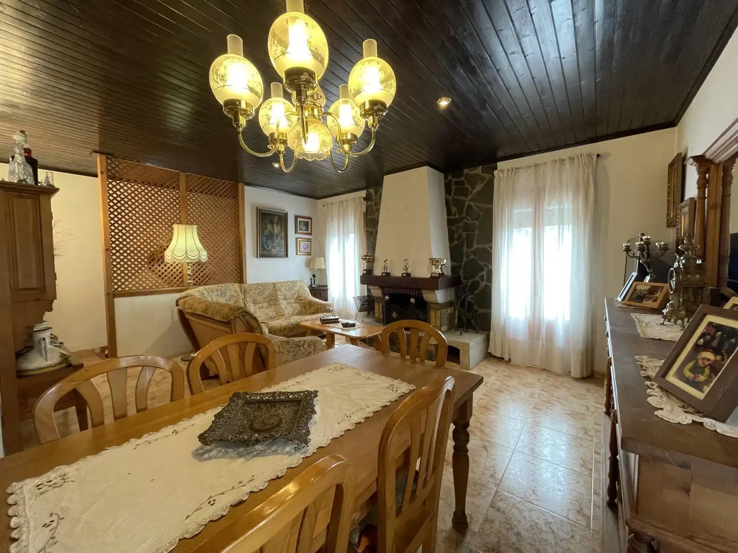 Living room of Country homes for sale in Fonollosa  with Private garden, Terrace and Storage room