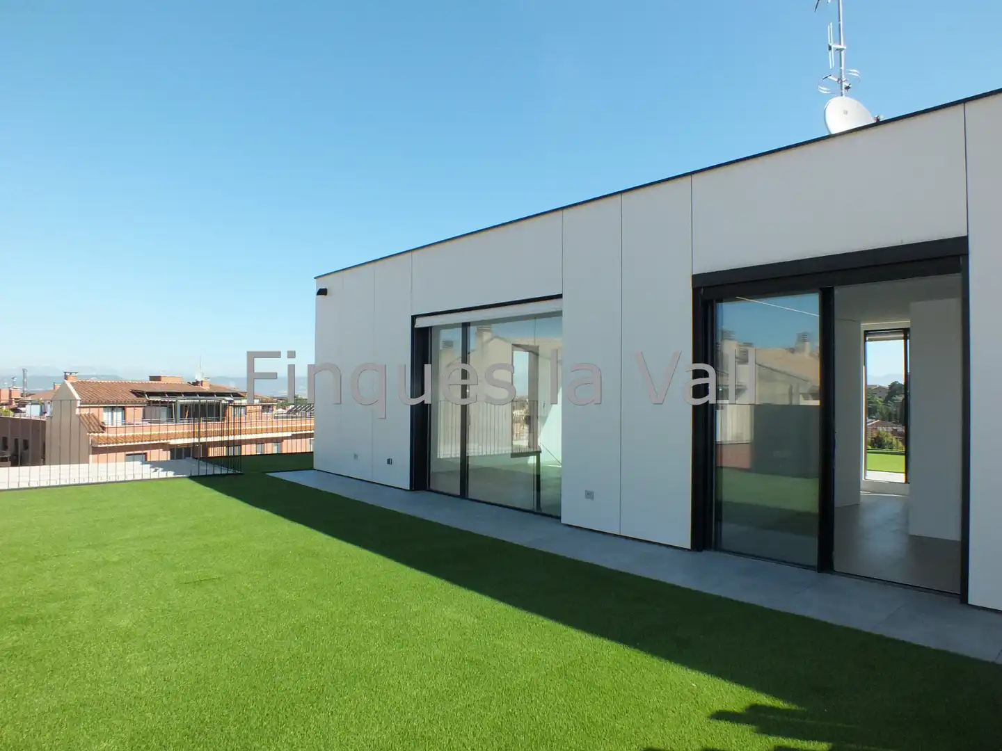 Vista exterior de Dúplex en venta en Taradell con Calefacción, Terraza y Horno