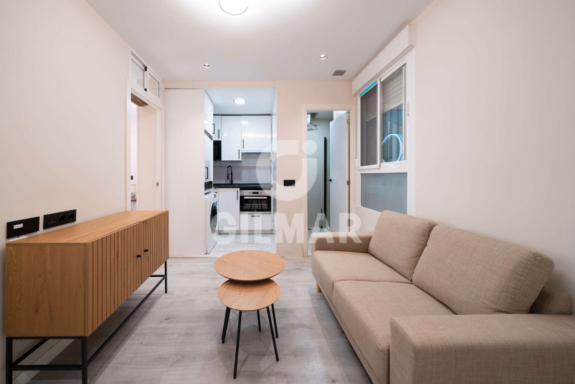 Living room of Flat for sale in  Madrid Capital  with Air Conditioner and Heating