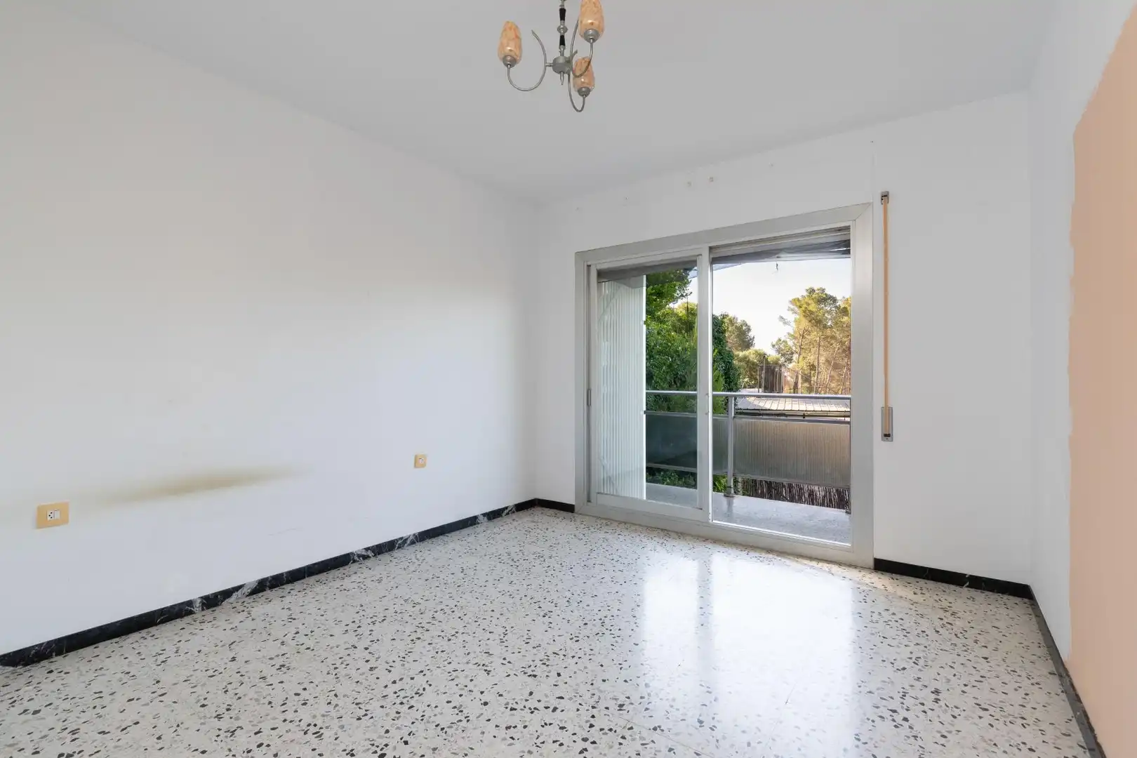 Terrassa de Casa o xalet en venda en Rubí amb Aire condicionat, Jardí privat i Terrassa