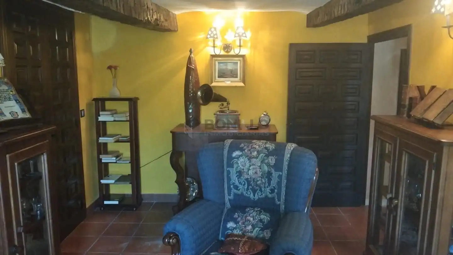 Sala de estar de Finca rústica de alquiler en Albarracín con Calefacción, Amueblado y Balcón