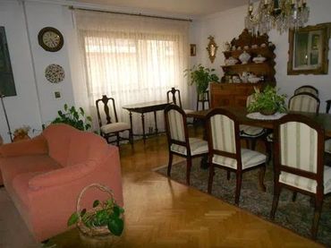 Piso con piscina en venta en RAMÓN Y CAJAL 1