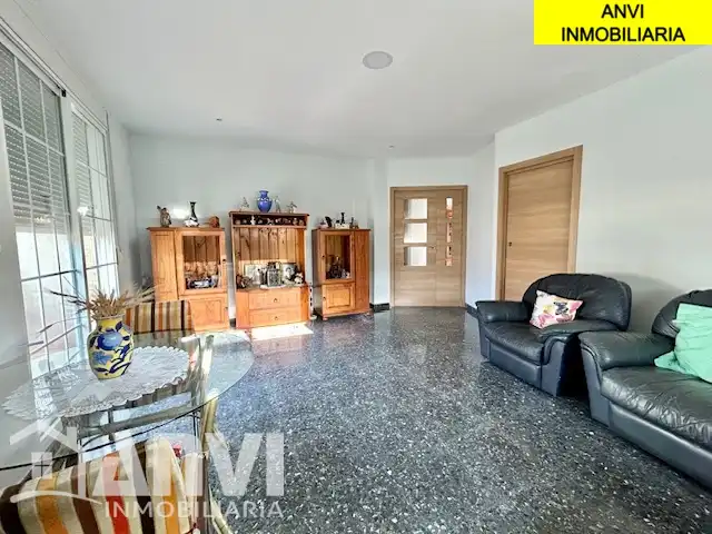 Casa amb terrassa en venda a Vilamarxant, imagen 8