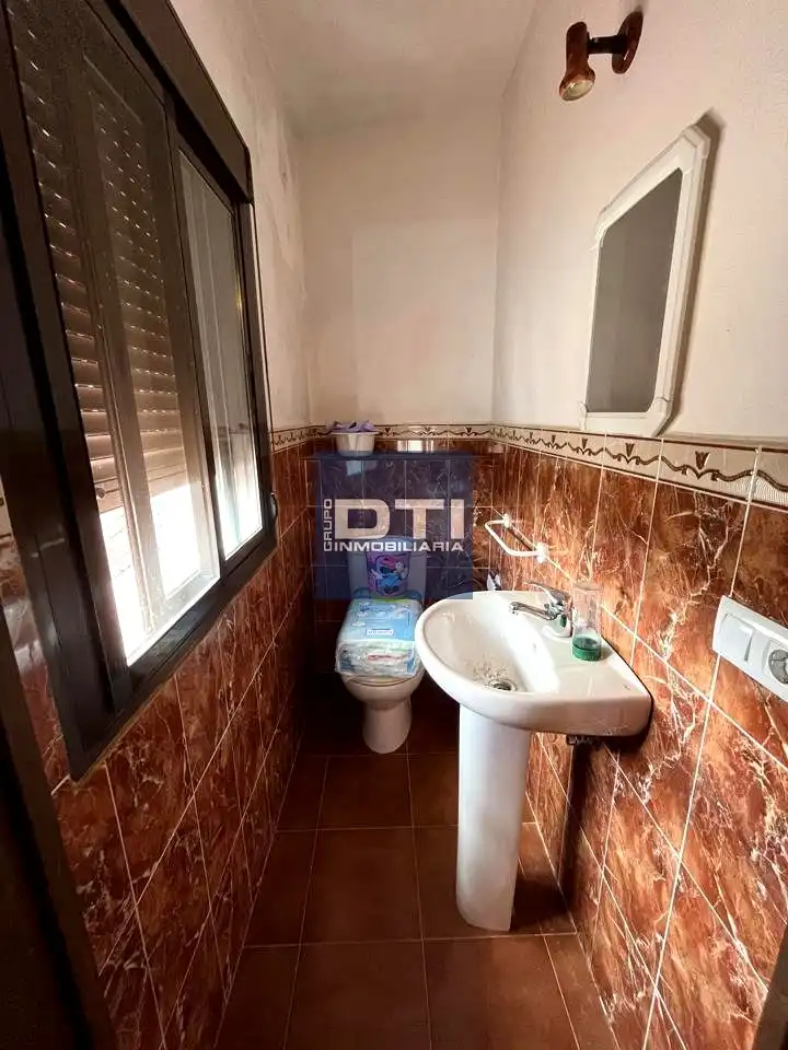 Casa amb jardí en venda a Calle de la Constitución, imagen 32