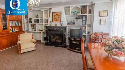 Foto 2 de Casa o xalet en venda a El Carril - Paseo de Chapi, Villena
