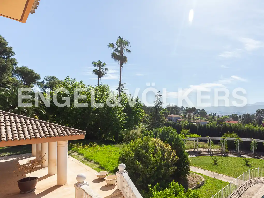 Exterior view of Houses for sale in Ontinyent  with Air Conditioner, Heating and Private garden