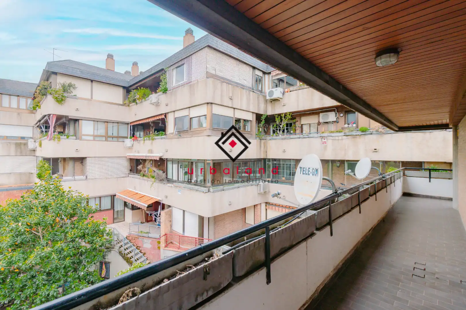 Balcony of Attic for sale in Madrid  with Air Conditioner, Heating and Terrace