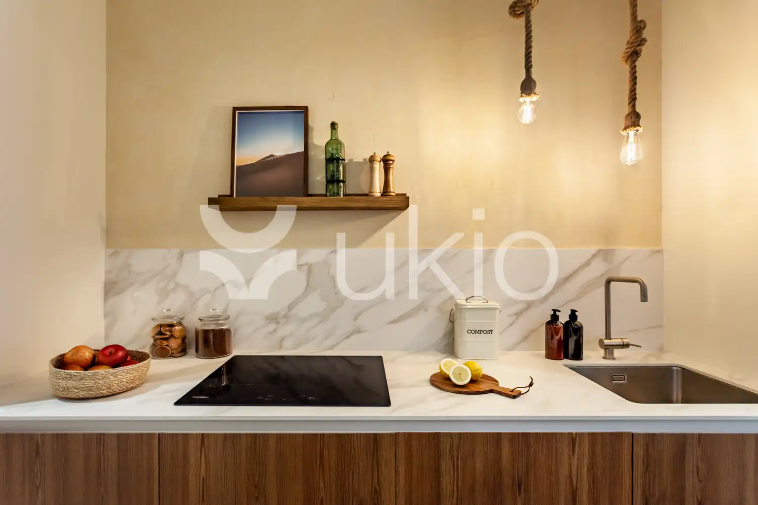 Cocina de Apartamento de alquiler en Barcelona con Aire acondicionado, Amueblado y Horno