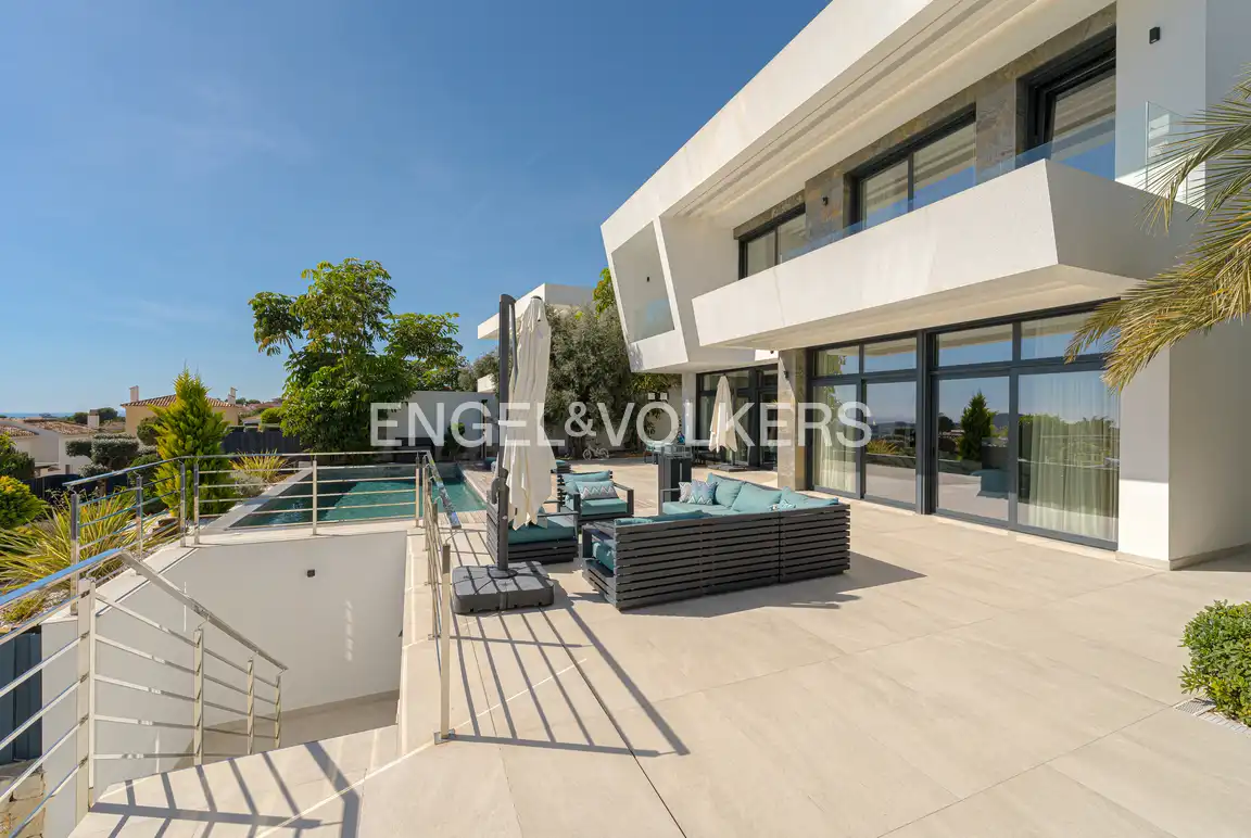 Casa amb piscina en venda a Golf Bahía, imagen 38