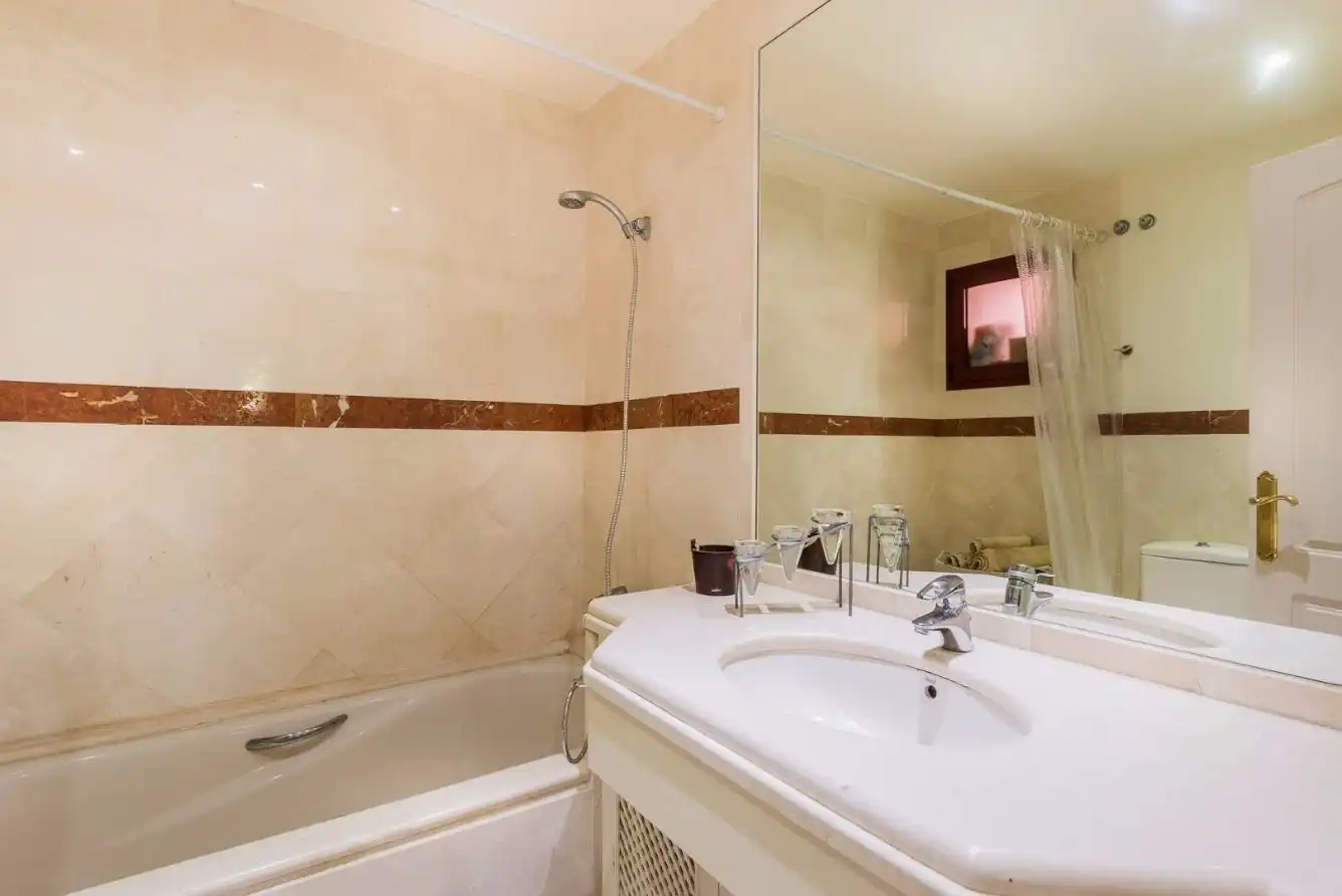 Apartament amb piscina en venda a Elviria - Cabopino, imagen 9