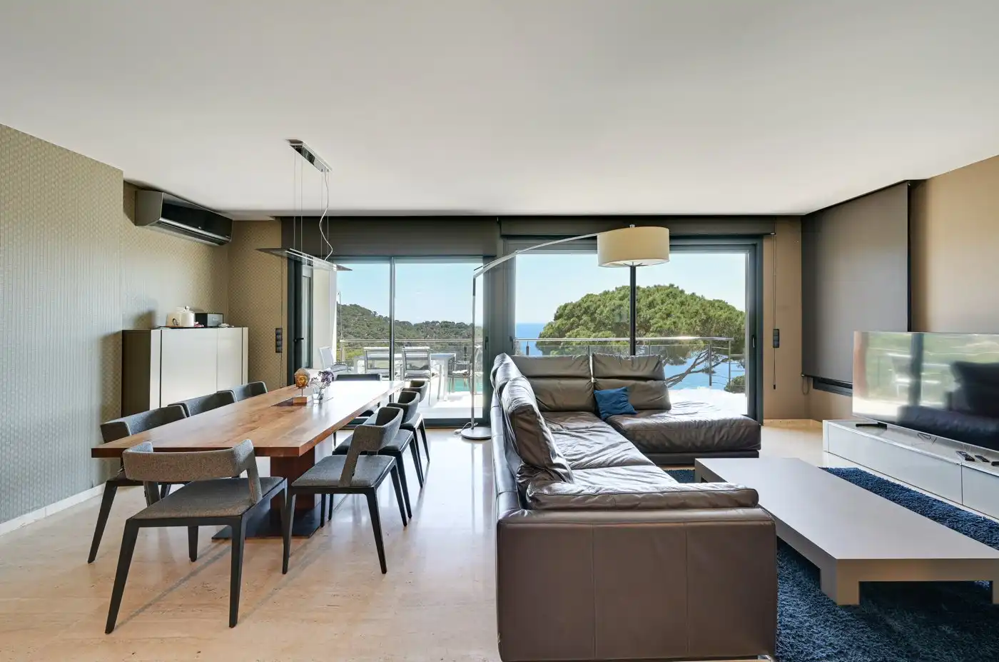 Sala d'estar de Casa o xalet en venda en Lloret de Mar amb Aire condicionat, Calefacció i Jardí privat