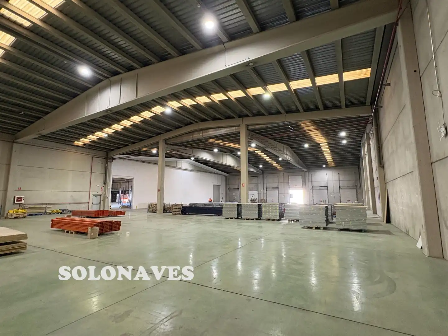 Nave industrial de alquiler en La Muela