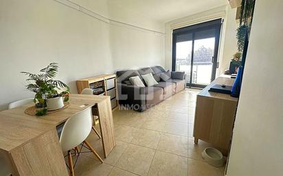 Living room of Flat for sale in Terrassa  with Air Conditioner, Heating and Balcony