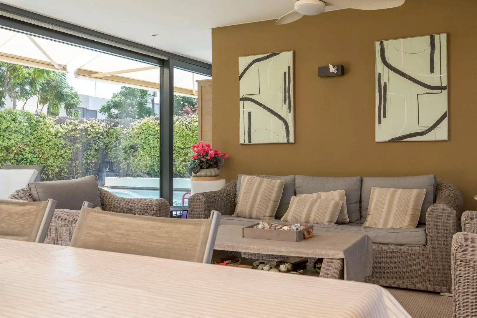 Detached house with terrace for sale in Calle PICO DE LA MIEL, imagen 15