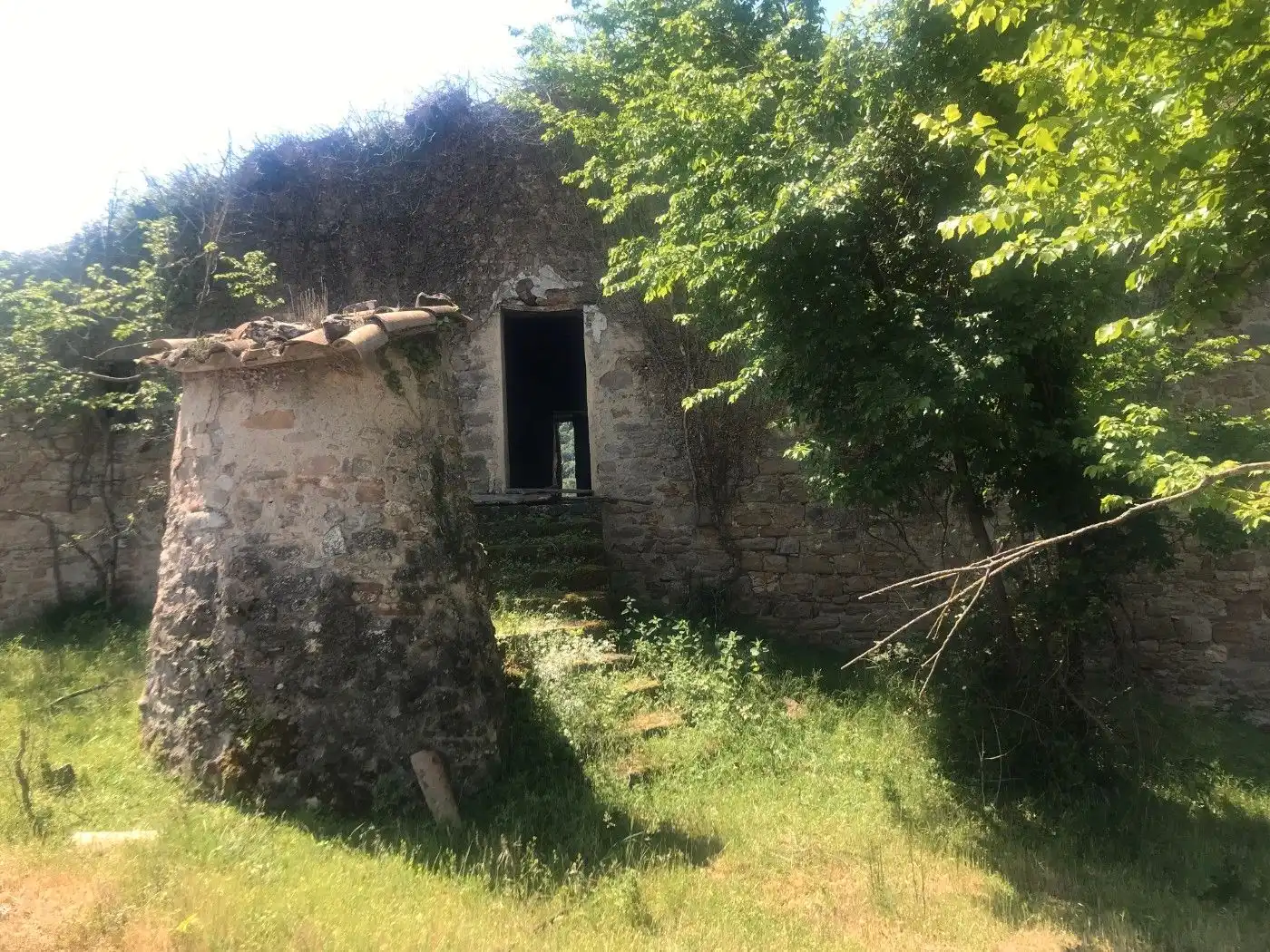 Wohnbaugrundstück zum Verkauf in Borredà