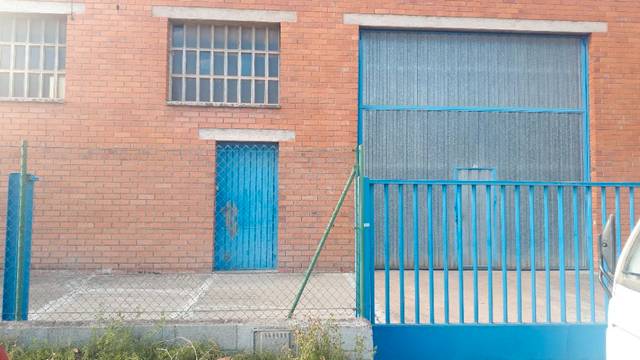 Nave industrial en Alquiler en Carrer de Miquel Servet en La Balconada - Cal Gravat