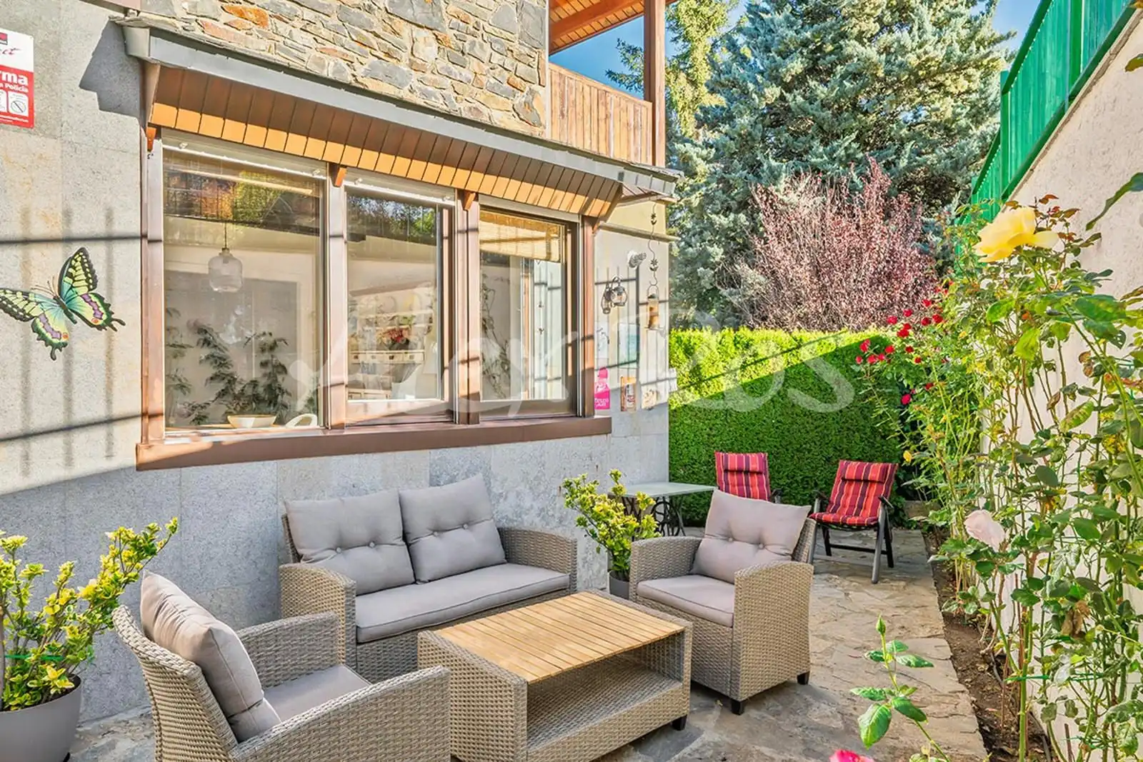 Terrassa de Casa o xalet en venda en Fontanals de Cerdanya amb Terrassa, Traster i Moblat