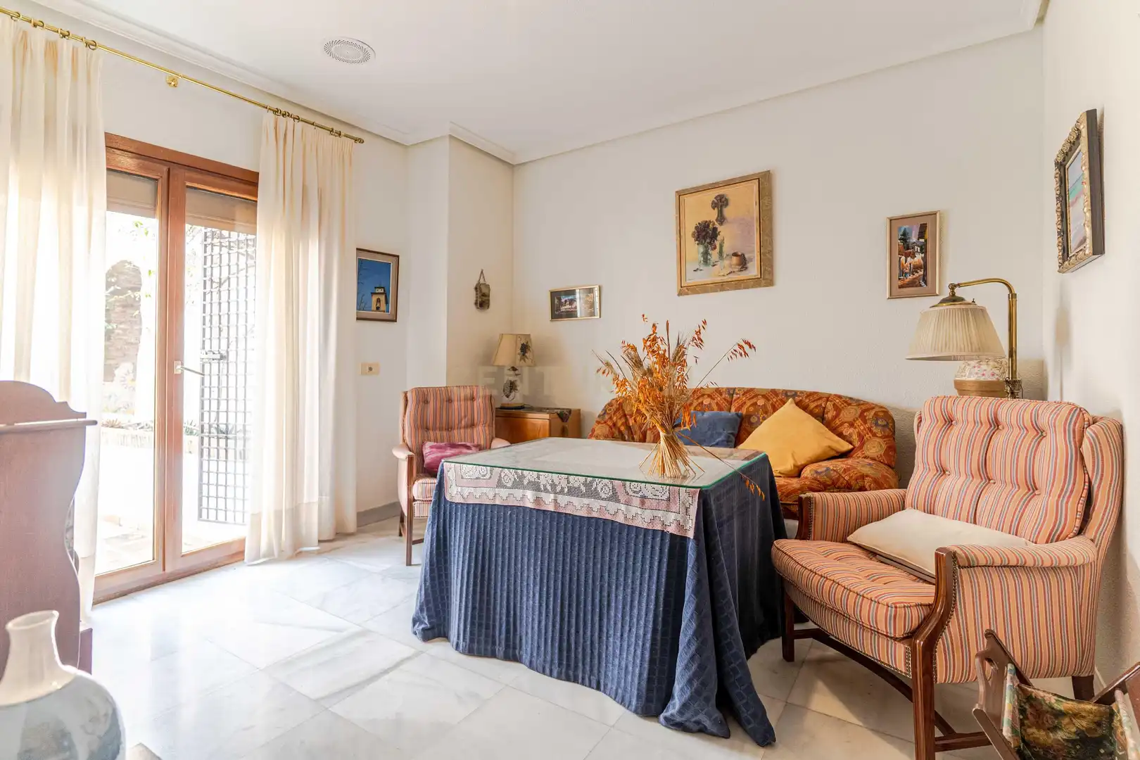 Habitación de Dúplex en venta en Granada con Aire acondicionado, Jardín privado y Trastero