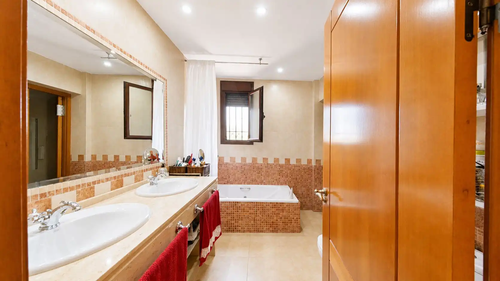 Baño de Piso en venta en Periurbano Oeste - Sierra