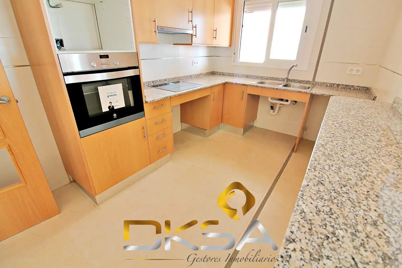 Cocina de Planta baja en venta en Oropesa del Mar / Orpesa con Jardín privado, Terraza y Piscina comunitaria