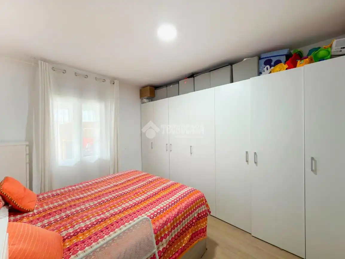 Bedroom of Flat for sale in Alcalá de Henares