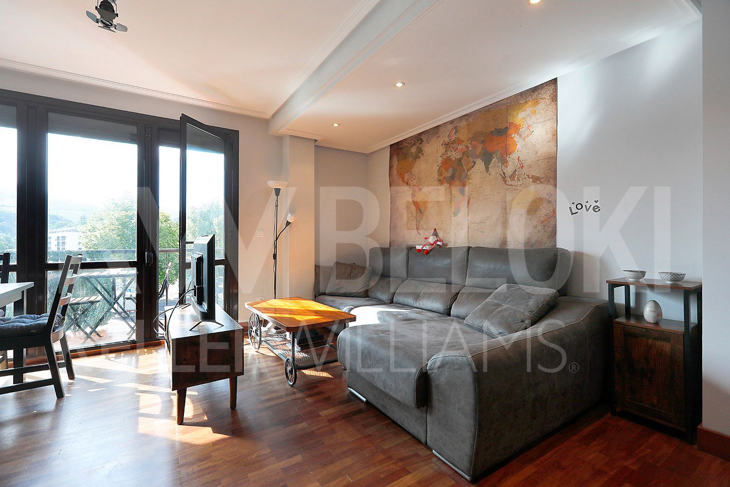Living room of Duplex for sale in Irun   with Heating and Balcony