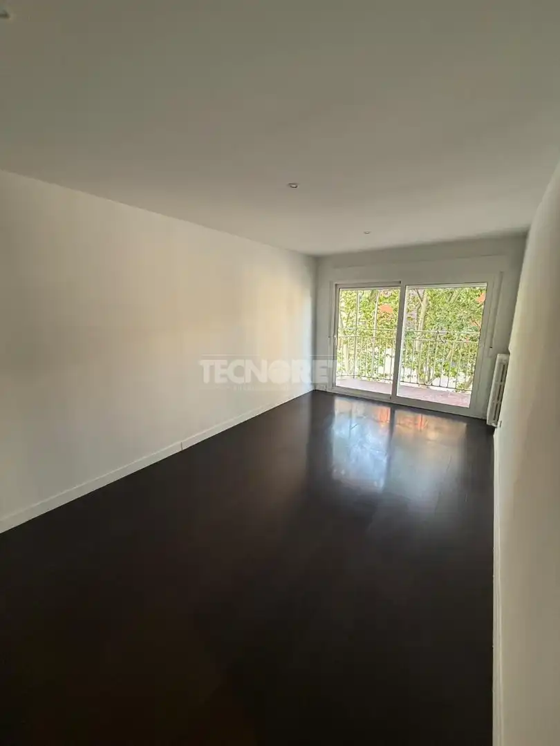 Habitación de Piso en venta en Madrid con Aire acondicionado, Calefacción y Terraza