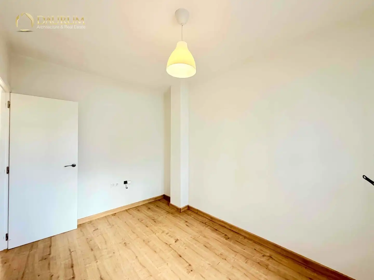 Wohnung zum Verkauf in Almussafes mit Klimaanlage, Terrasse und Abstellraum