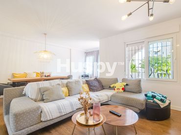 Casa a schiera con balcone in vendita a Calle Debussy