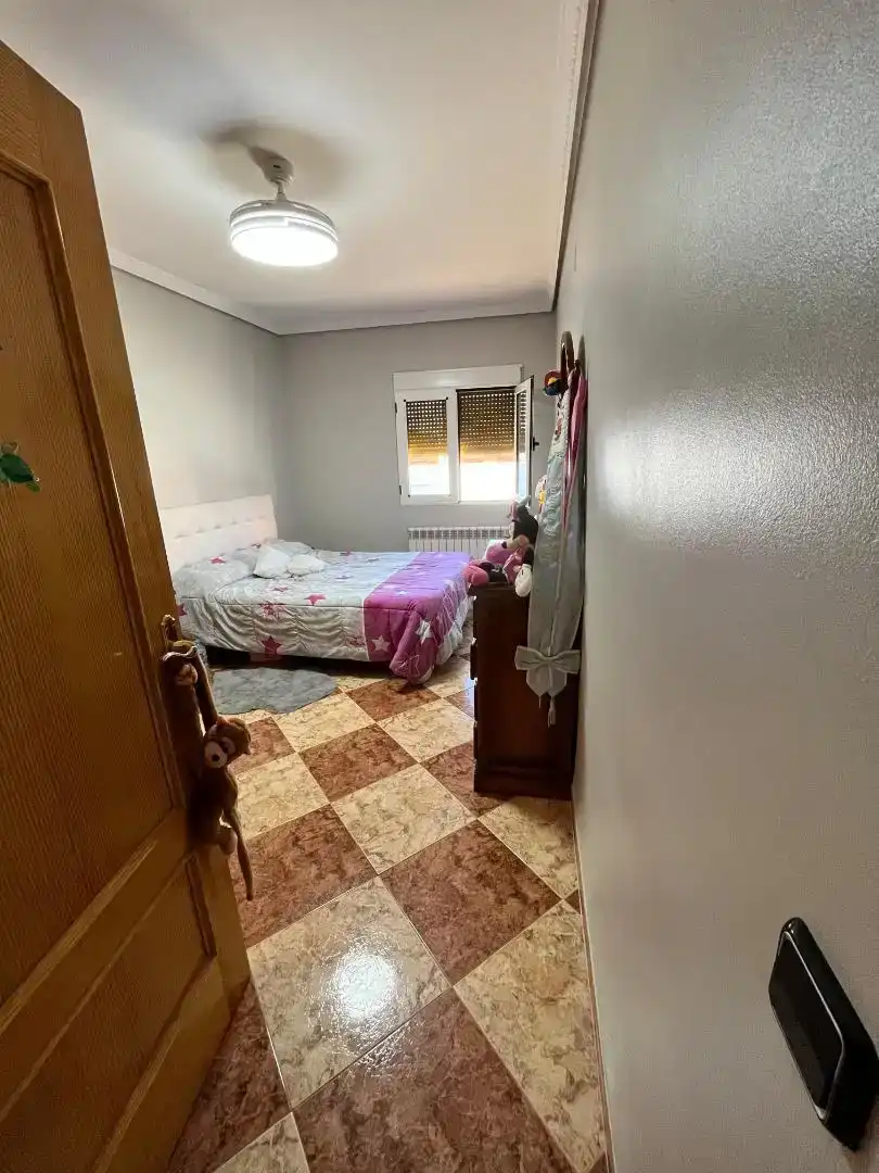 Dormitori de Casa o xalet en venda en Villarta amb Aire condicionat, Traster i Moblat
