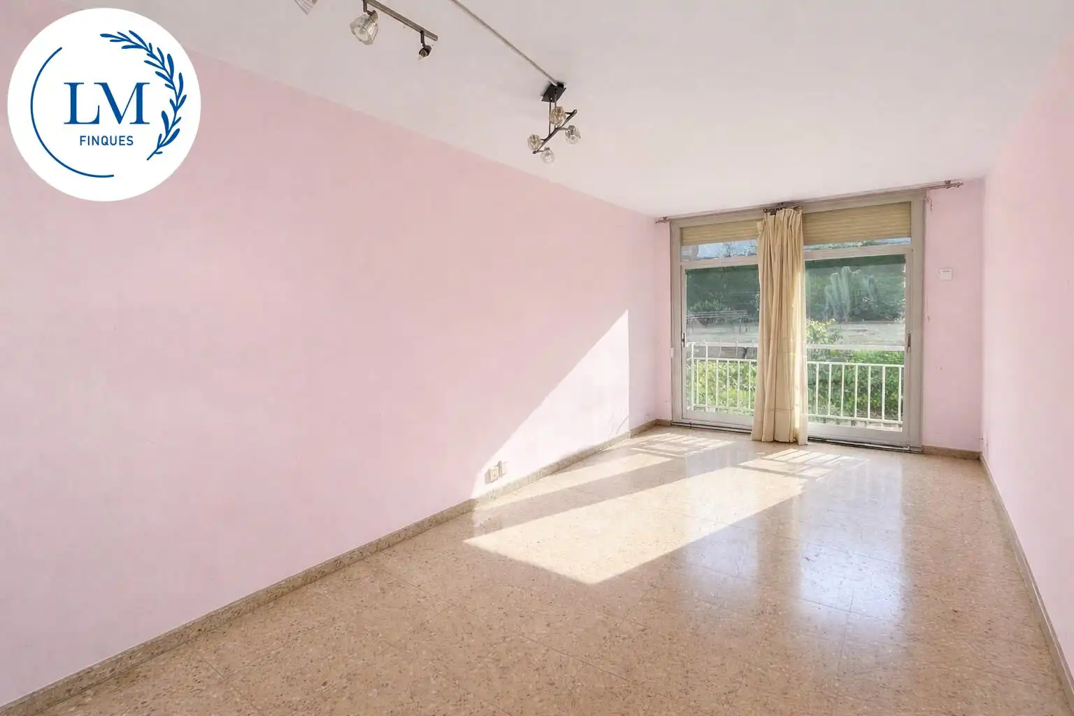 Piso en venta en Vinyets - Molí Vell