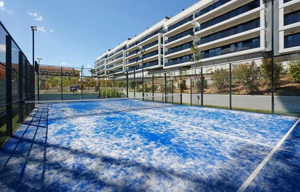 Piscina de Piso de alquiler en Abrera con Aire acondicionado, Calefacción y Jardín privado
