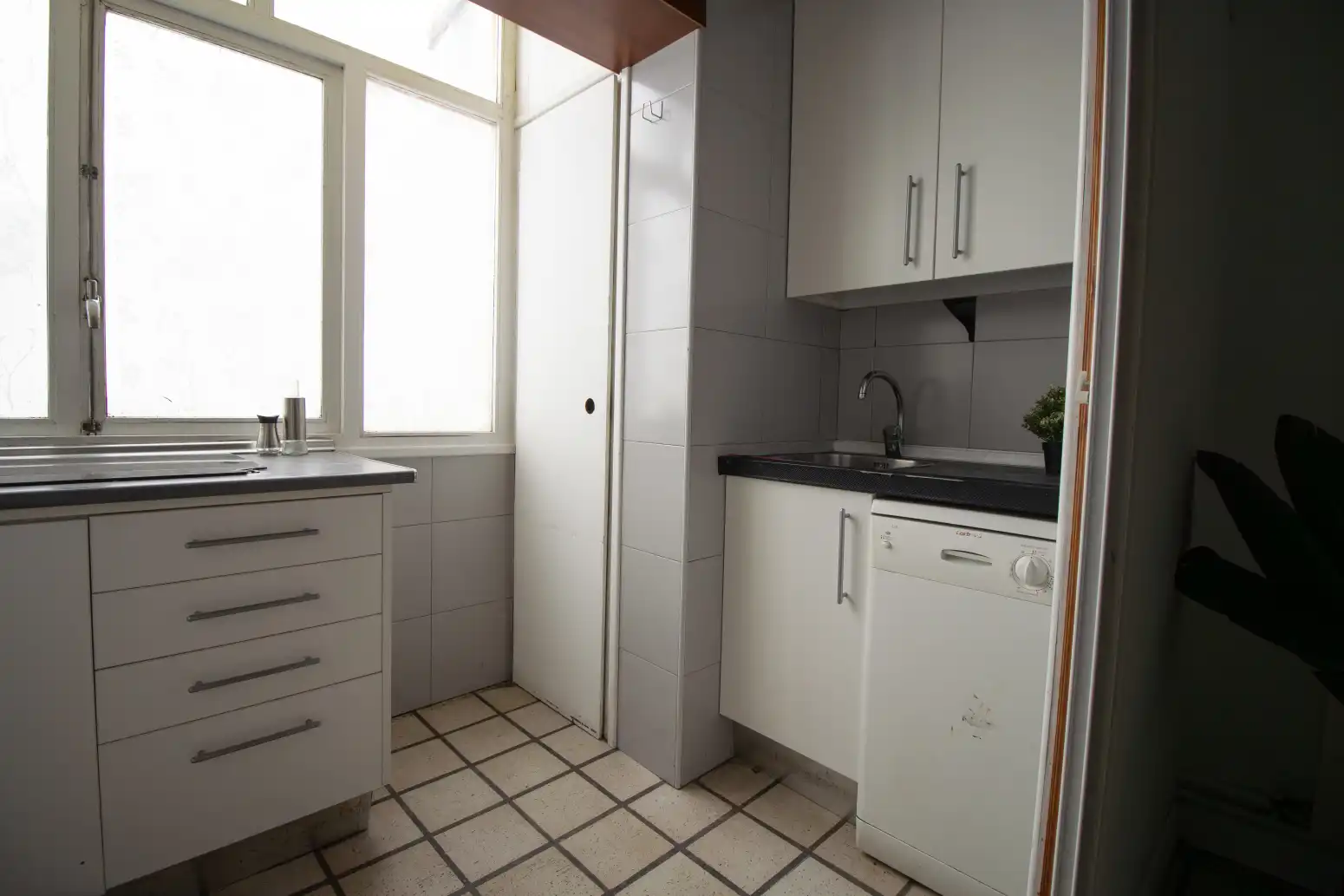 Cocina de Piso en venta en  Pamplona / Iruña con Calefacción y Parquet