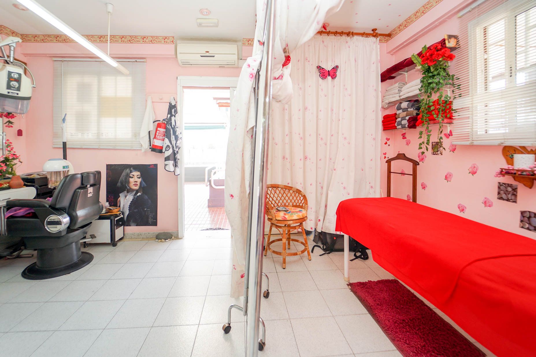 Bedroom of Premises for sale in San Bartolomé de Tirajana  with Furnished