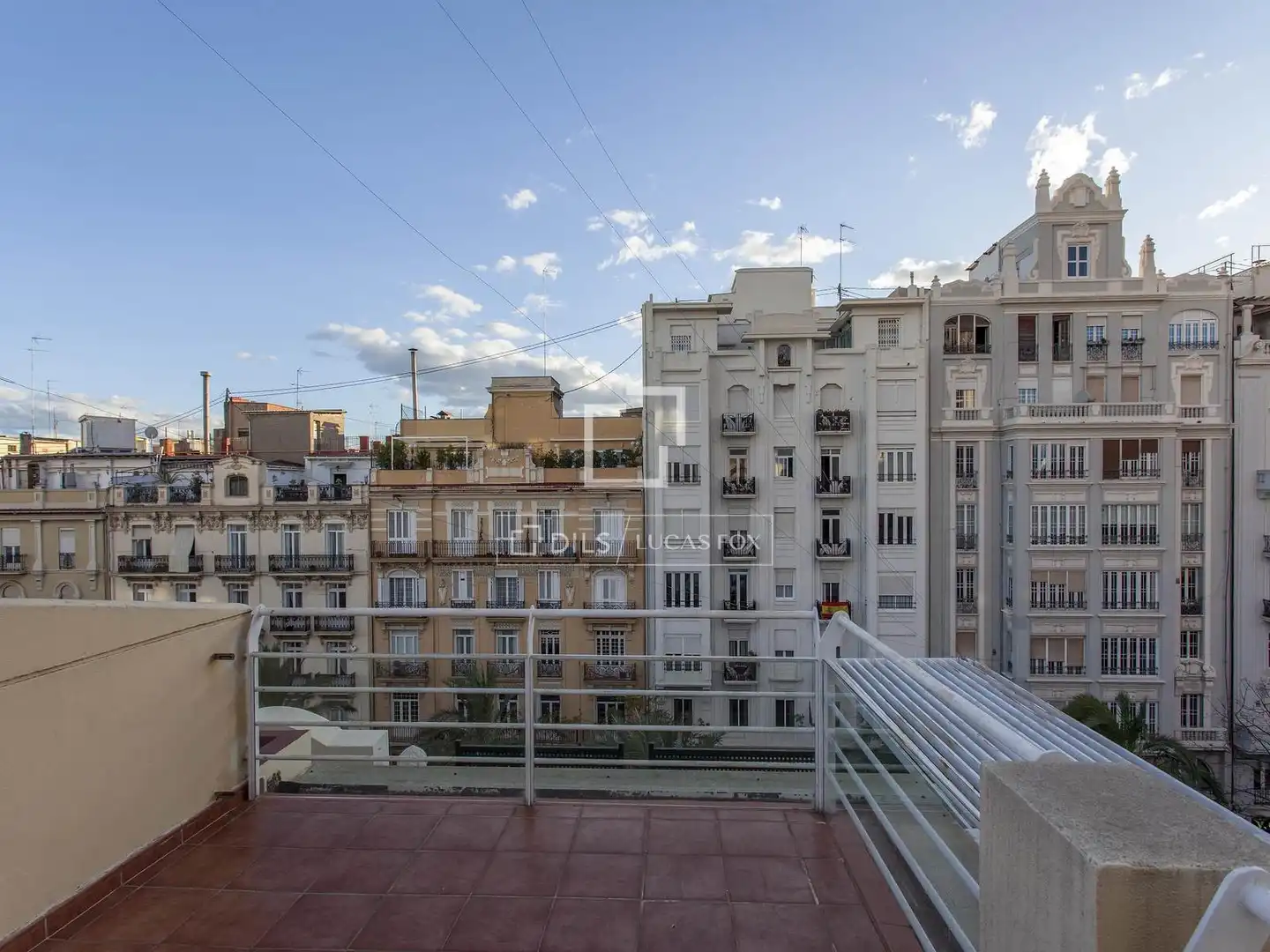 Außenansicht von Dachboden zur Miete in Valencia mit Klimaanlage, Heizung und Parkett