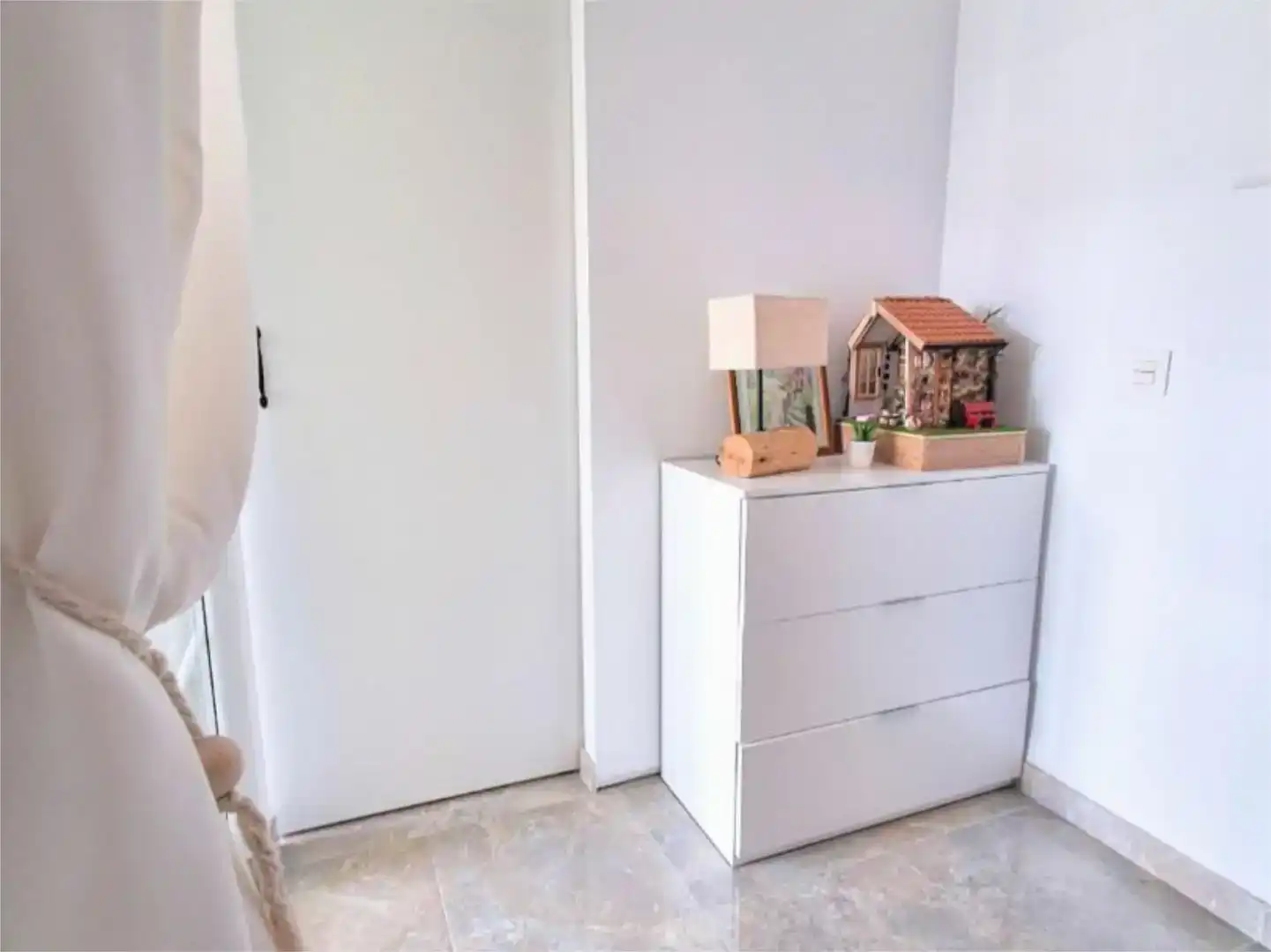 Habitación de Piso en venta en Albuñol con Aire acondicionado, Jardín privado y Trastero