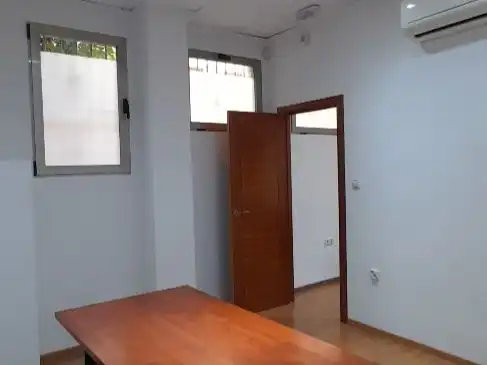 Schlafzimmer von Geschaftsraum zur Miete in Industria