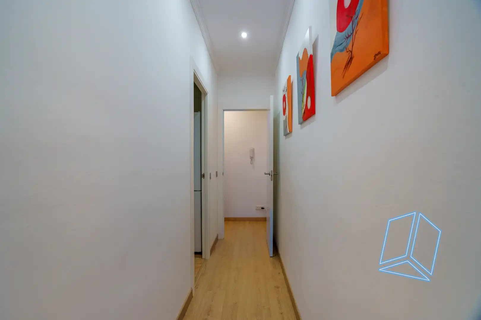 Piso en venta en L'Hospitalet de Llobregat con Balcón