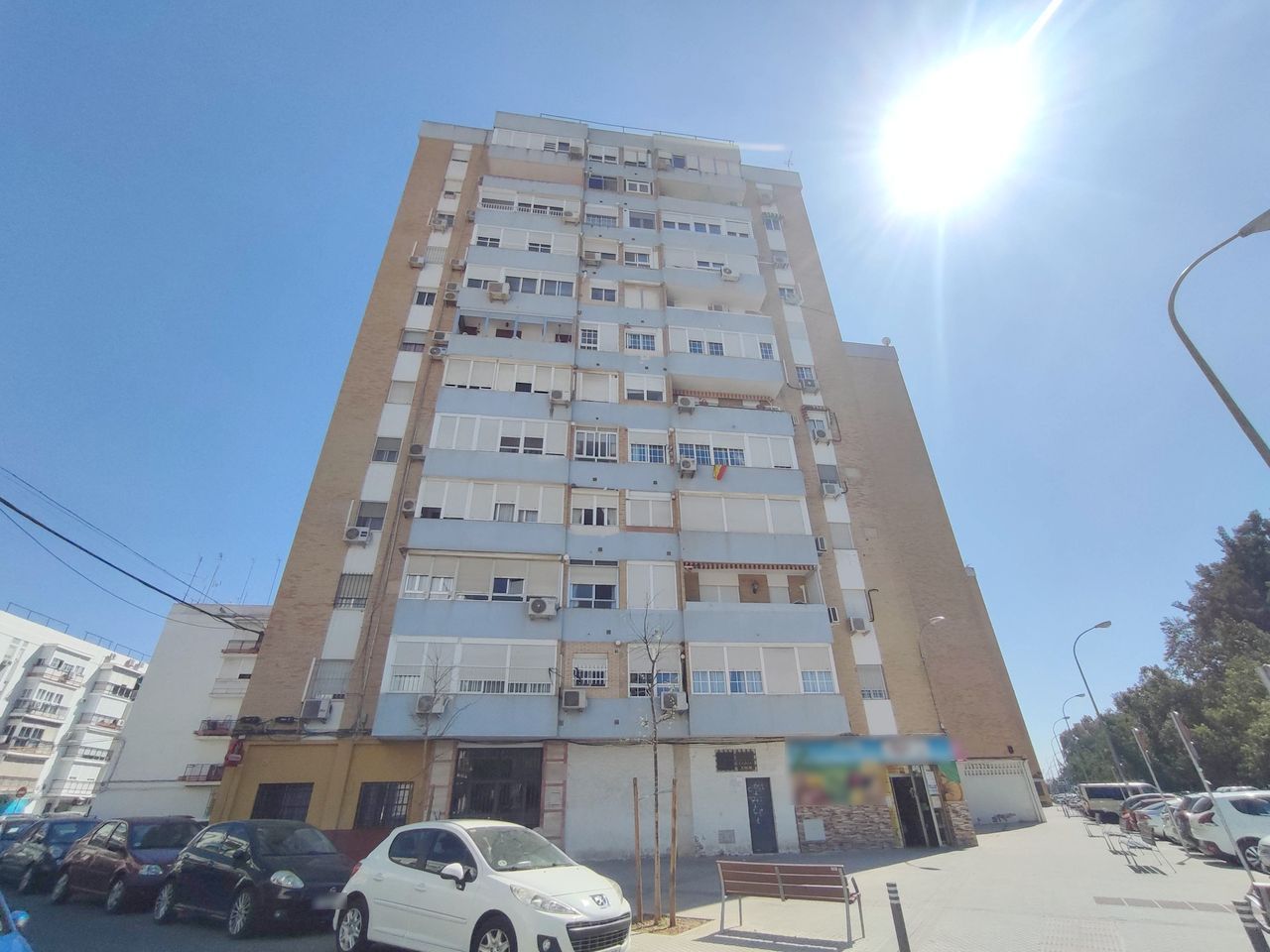 Premises for sale in C/ Fray Tomas de Berlanga , Triana Oeste