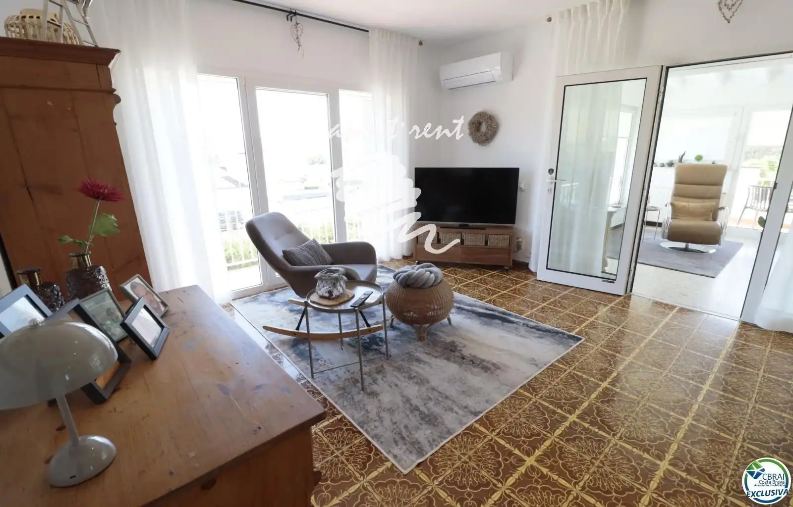 Sala d'estar de Casa o xalet en venda en Roses amb Aire condicionat, Calefacció i Terrassa
