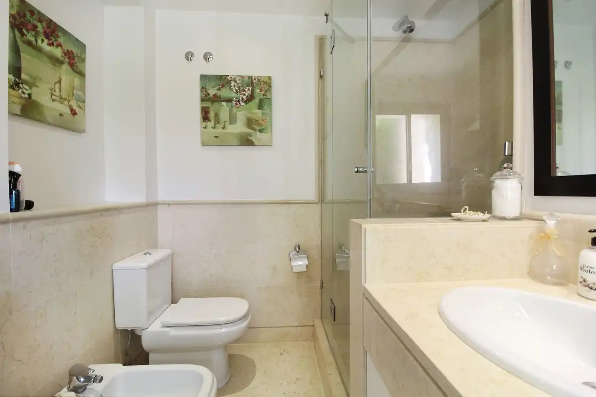 Wohnung mit Aufzug zum Verkauf in Benahavís pueblo, imagen 18