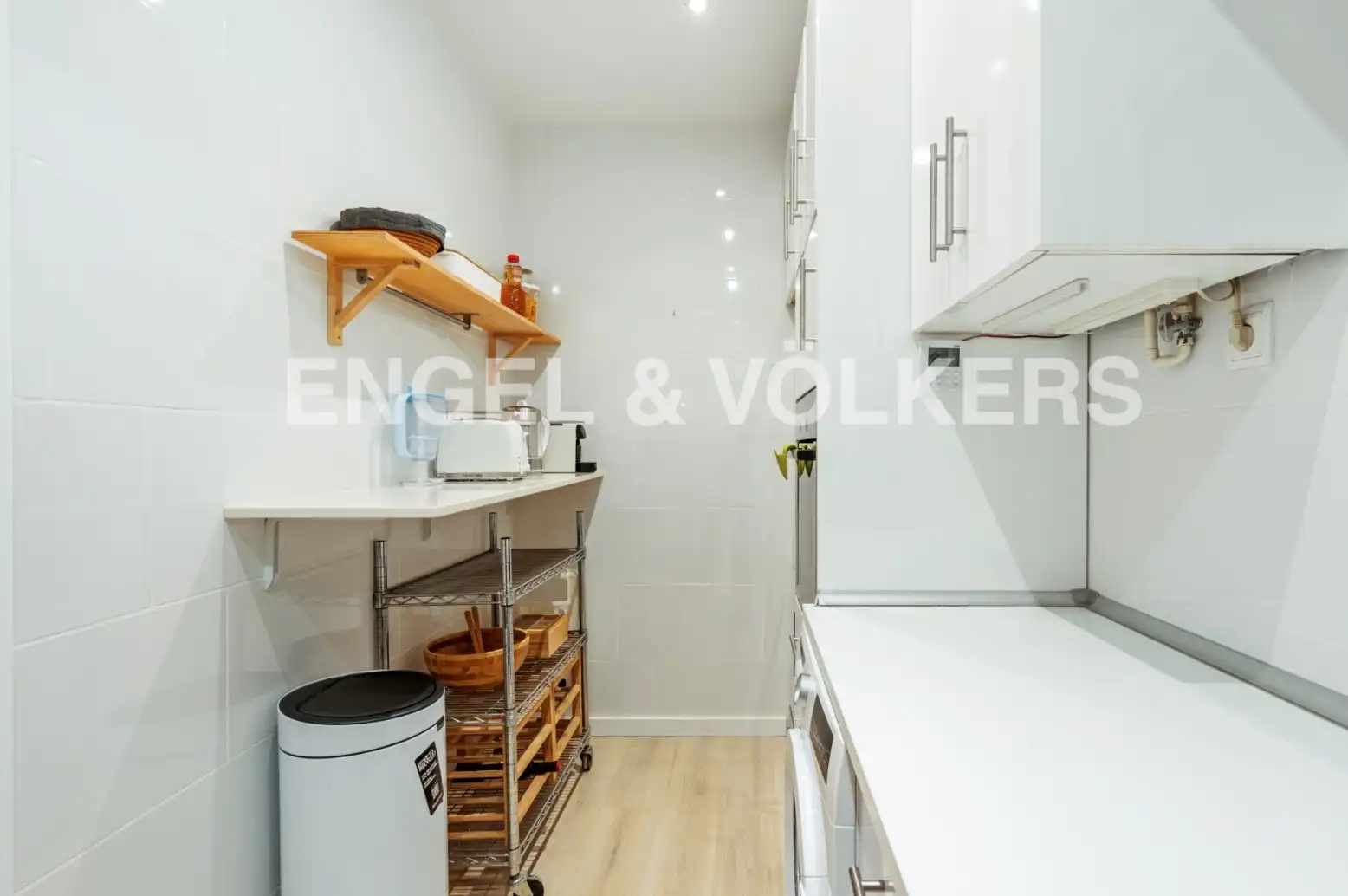 Kitchen of Flat for rent in Barcelona  with Air Conditioner, Heating and Parquet flooring
