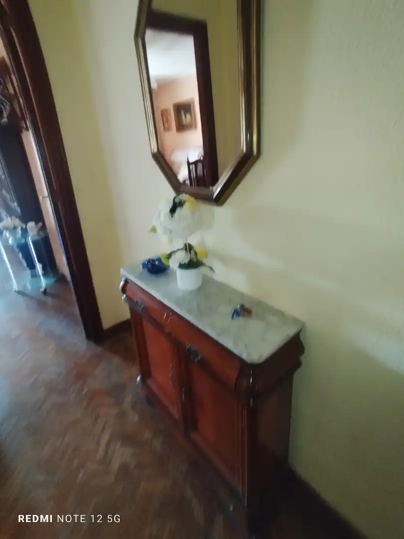 Wohnung zum Verkauf in Sevilla mit Privatgarten, Möbliert und Balkon