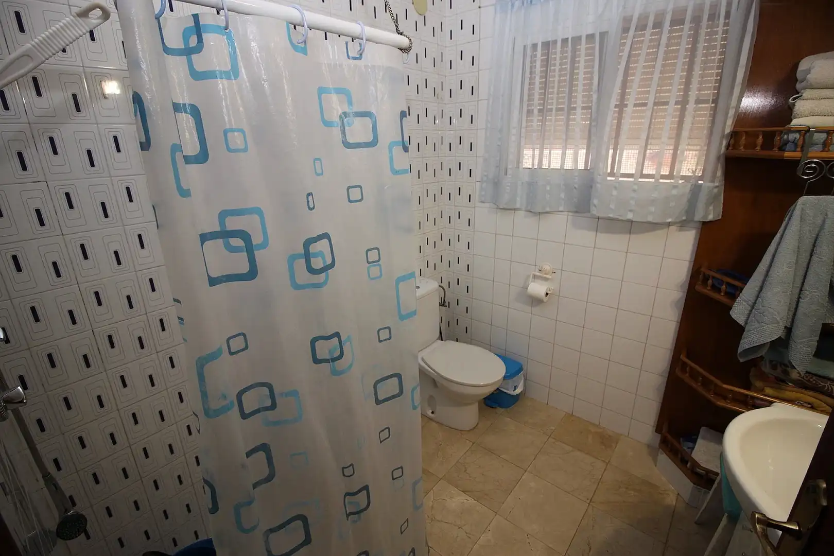 Badezimmer von Maisonette zum Verkauf in Monóvar  / Monòver mit Klimaanlage, Heizung und Terrasse