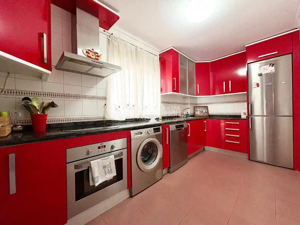 Cocina de Piso en venta en Sevilla con Aire acondicionado, Calefacción y Terraza