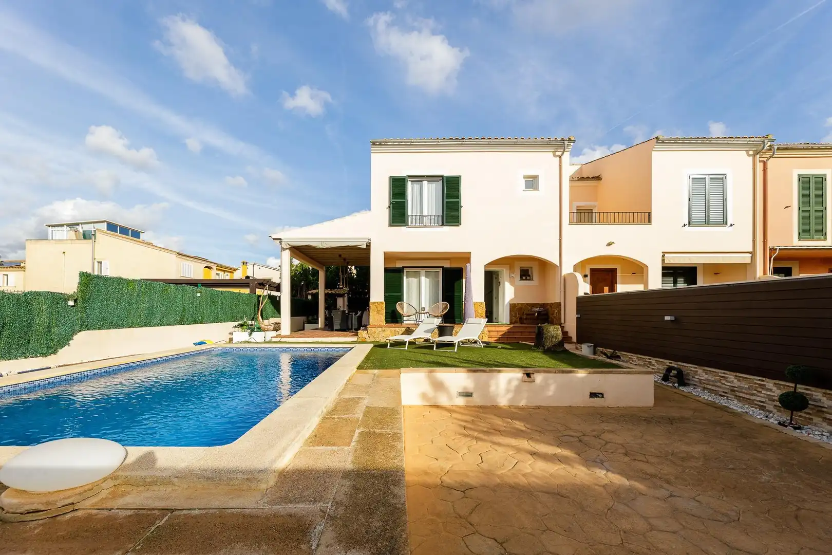 Piscina de Casa adosada en venda en Llucmajor amb Calefacció, Jardí privat i Terrassa