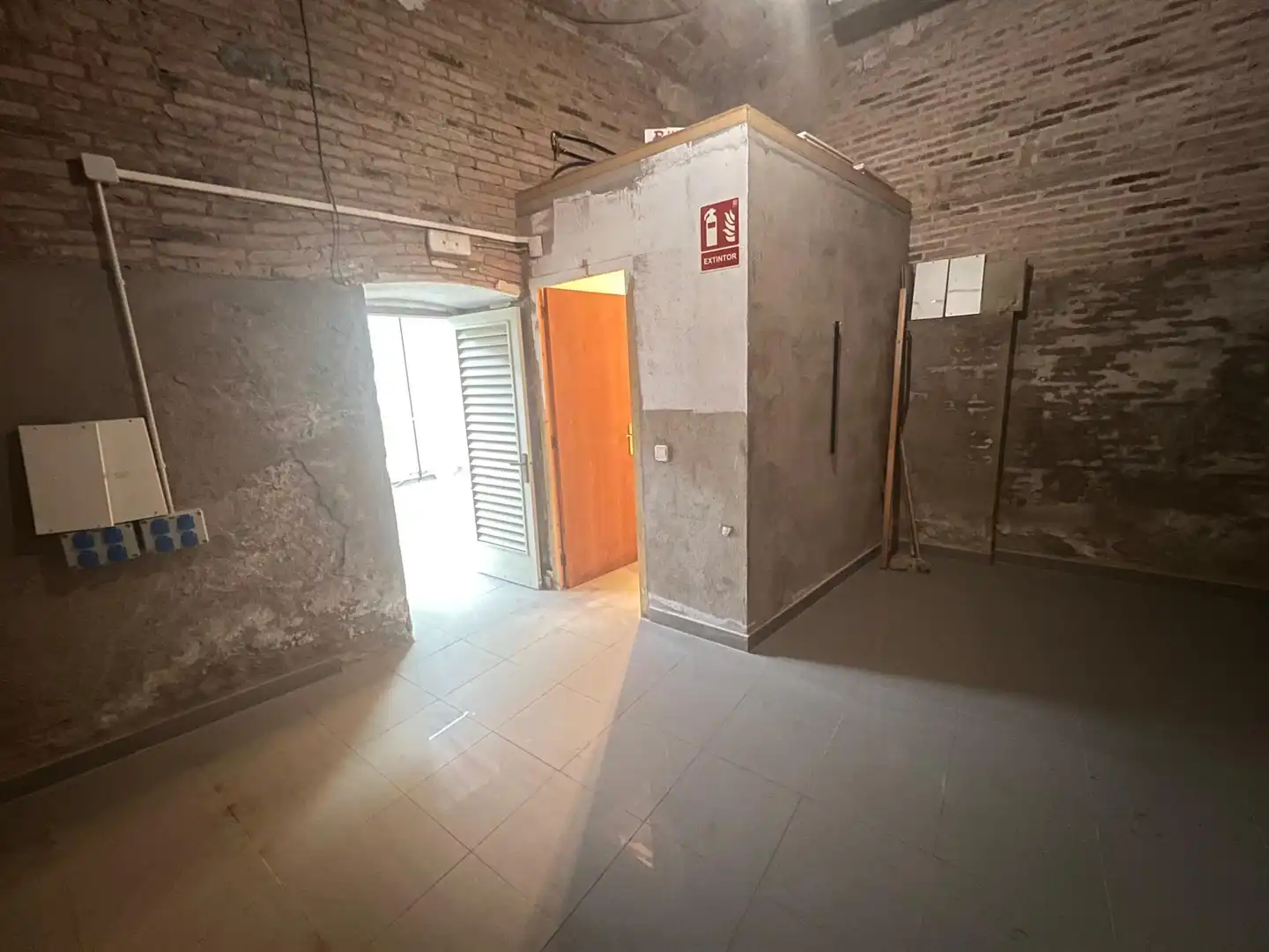 Geschaftsraum zur Miete in Olesa de Montserrat
